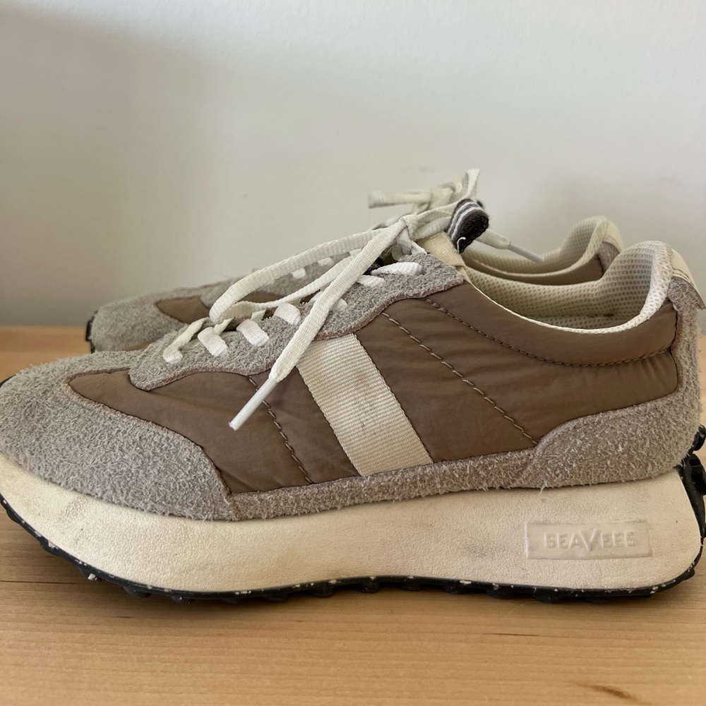 SeeVees Acorn Trainers in Latte - Picture 4 of 8